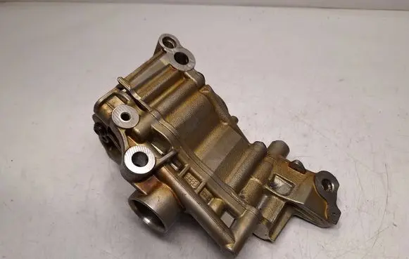 BMW X5 F15 Oil pump 7613549 11417613549