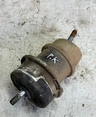 Lexus IS 220D-250-350 Engine mount bracket