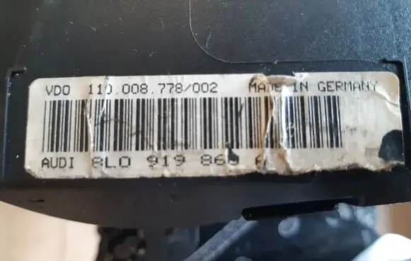 Audi A3 S3 8L Speedometer (instrument cluster) 8L0919860 110008778002