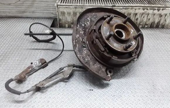 Hyundai Santa Fe Rear wheel hub spindle/knuckle 