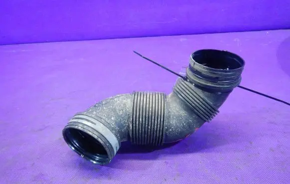 Skoda Octavia Mk3 (5E) Air intake hose/pipe 5Q0129654G