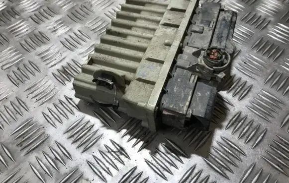 Opel Astra G Coolant fan relay 09131731 id252618 09131731id252618