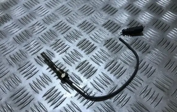 Exhaust gas temperature sensor