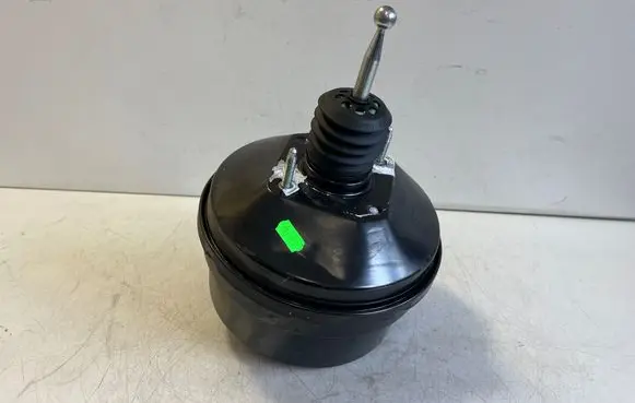 Volkswagen T-Roc Brake booster 32481049