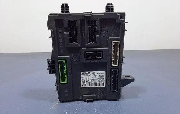 Renault Megane I Comfort/convenience module 284B14642R