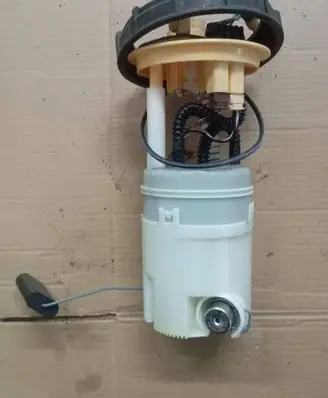 Mitsubishi Colt CZ3 In-tank fuel pump A4544700094 182060444 0975069990004