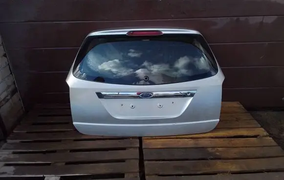 Tailgate/trunk/boot lid