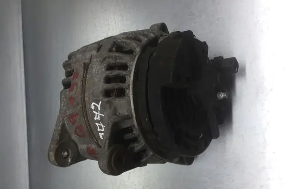Nissan Qashqai Generator/alternator 0124525140 8200728292C