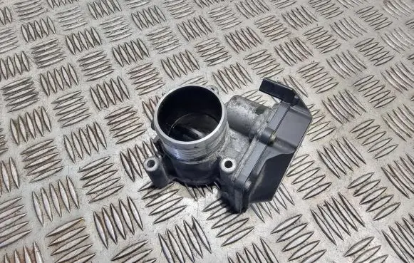 Volkswagen Cross Polo Throttle valve 03L128063K A2C53369978