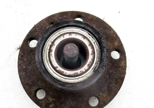Audi A3 S3 8P Rear wheel bearing hub 