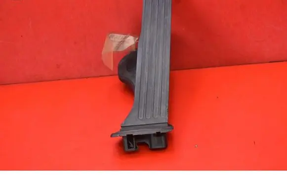 Volkswagen PASSAT B5.5 Accelerator throttle pedal 1K1721503L