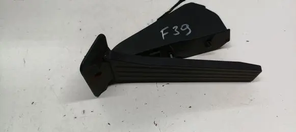 BMW X2 F39 Accelerator throttle pedal 6859999