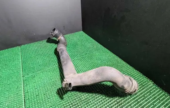 Volkswagen Golf IV Intercooler hose/pipe 1J0145762H 1J0145770D