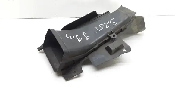 BMW 3 E46 Brake cooling air channel/duct 8230559 51718230559