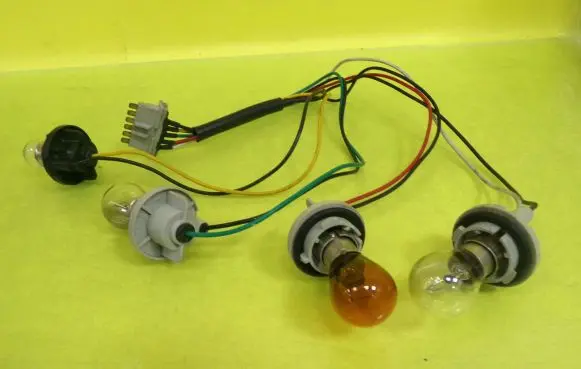 Opel Meriva A Tail light bulb cover holder