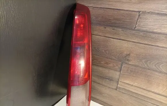 Nissan X-Trail T30 Rear/tail lights