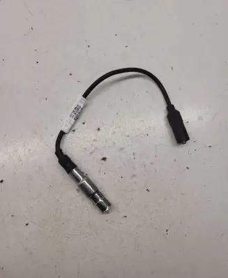 Volkswagen PASSAT B4 Ignition plug leads 036035255E