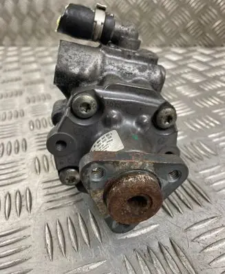 Audi Q5 SQ5 Power steering pump 8R0145155L
