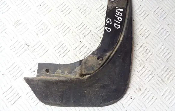 Skoda Rapid (NH) Rear mudguard 5JJ821822 5JJ075101