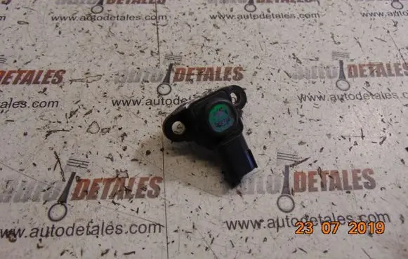 Mercedes-Benz GL X164 Air pressure sensor A0051535028