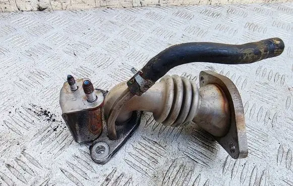 Mazda 6 EGR valve line/pipe/hose 