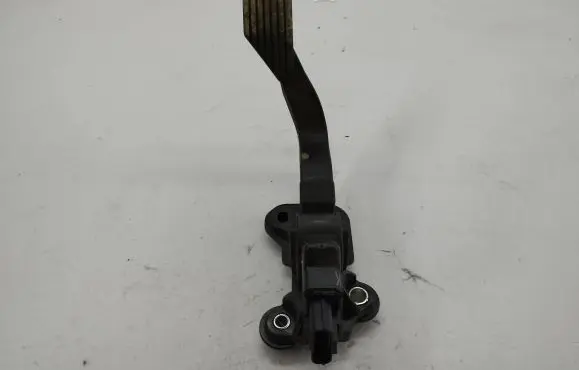 Peugeot 4007 Accelerator throttle pedal MN101543 08017B1A