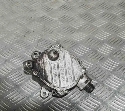 Volvo S80 Vacuum pump 31219463