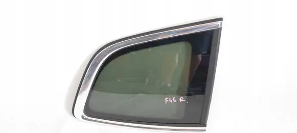 BMW 2 F46 Rear side window 739875801