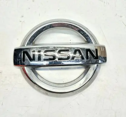 Nissan Navara D40 Manufacturer badge logo/emblem 62890eb300