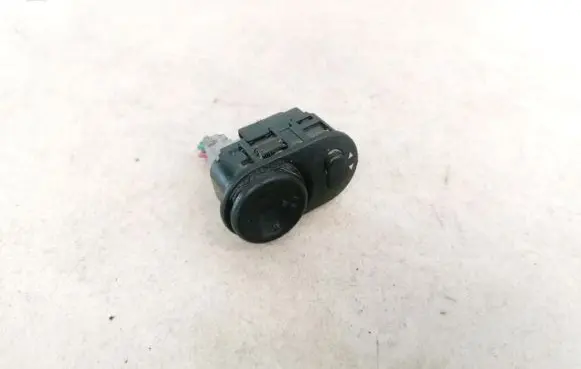 Opel Zafira A Wing mirror switch 09226861 0652T