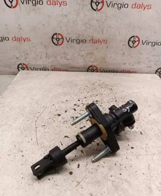 Toyota Yaris Clutch master cylinder 314200D080 051207C