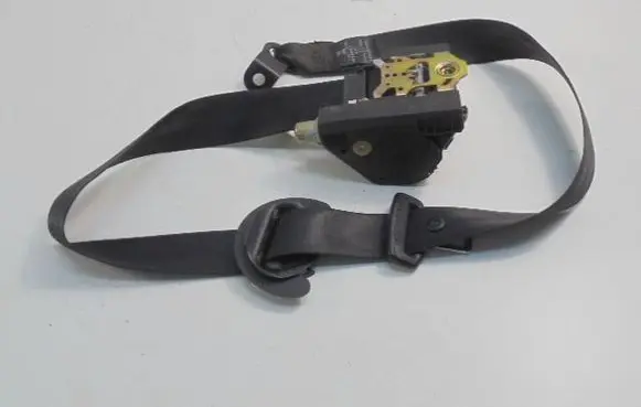 Volkswagen Touran I Set of seat belts 1T1857706