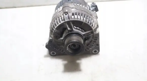 Volkswagen Golf III Generator/alternator 0123310001