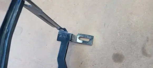 Buick Encore I Battery bracket 95492643 2642U