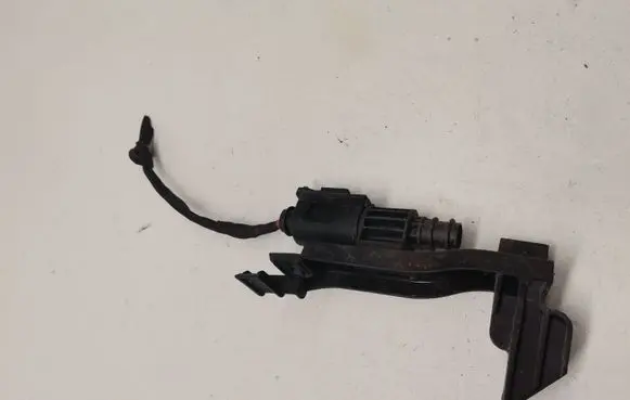 Mercedes-Benz GLE (W166 - C292) Other engine bay part A6511593925