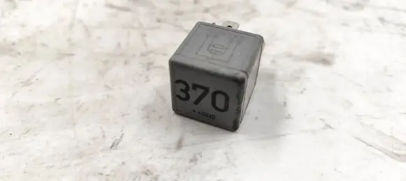 Audi A4 S4 B6 8E 8H Other relay 8D0951253 V23134J52X300