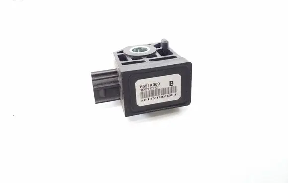 Mitsubishi Pajero Airbag deployment crash/impact sensor 8651A069