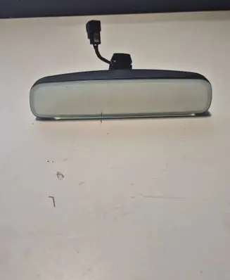 Rear view mirror (interior)