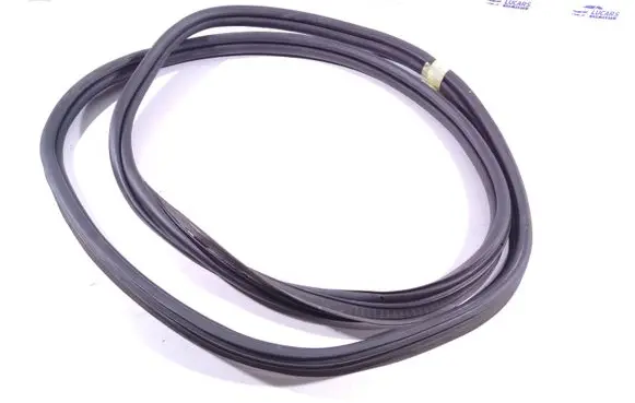 Alfa Romeo Giulietta Seal rubber (tailgate) 