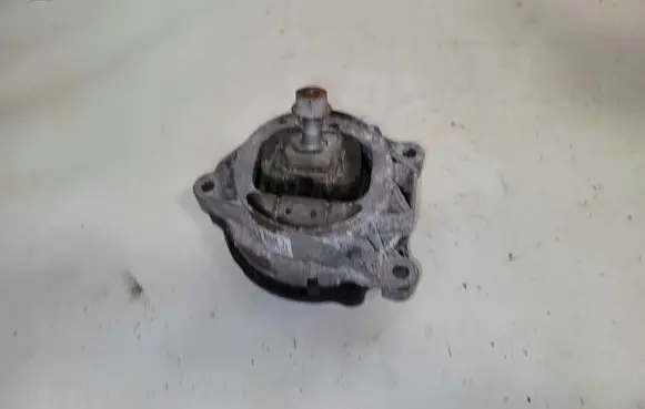 BMW X3 F25 Engine mount bracket 6856183