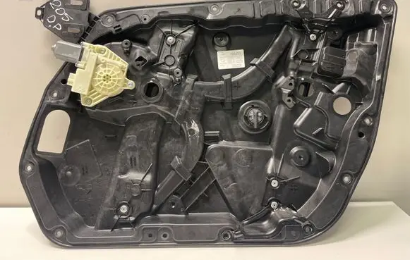 Mercedes-Benz C W205 Front door window regulator with motor A2055408306 A2057230239