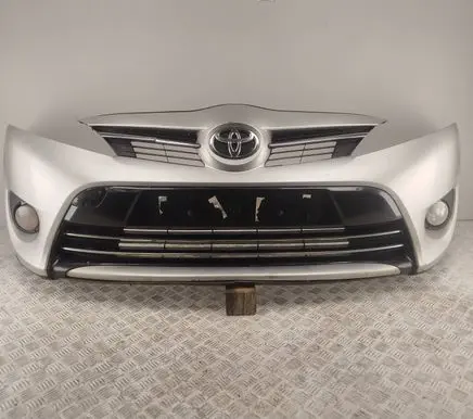 Toyota Verso Front bumper 
