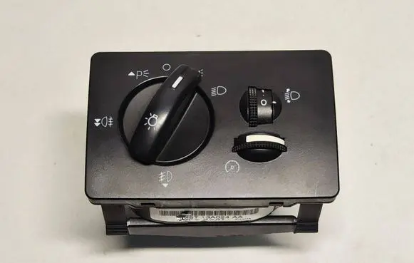 Ford Focus Light switch 4M5T13A024AA 04959700