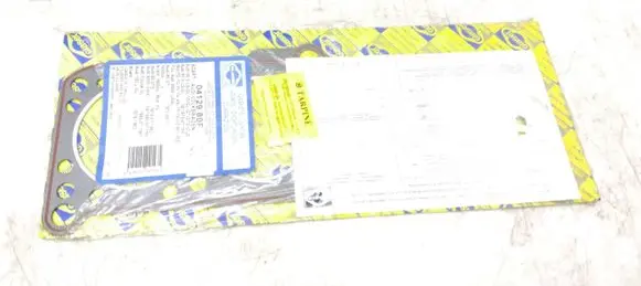 Audi 80 90 B2 Engine head 0412980F