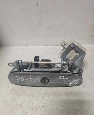Volkswagen Polo IV 9N3 Tailgate trunk handle 6Q6827501D 959781 6Q6827601E