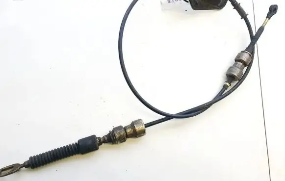 Gear shift cable linkage