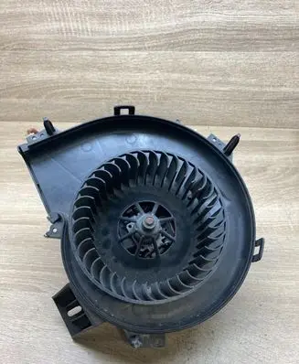 Opel Tigra B Heater fan/blower 006453T