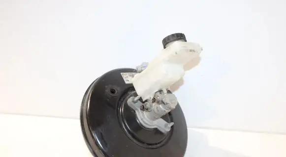 Renault Kangoo II Brake booster 472100123R 0204051558