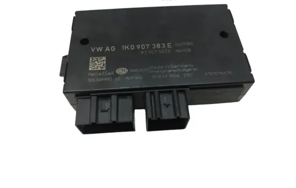 Skoda Octavia Mk2 (1Z) Tow bar trailer control unit/module 1K0907383E 0121016630 5DS009995
