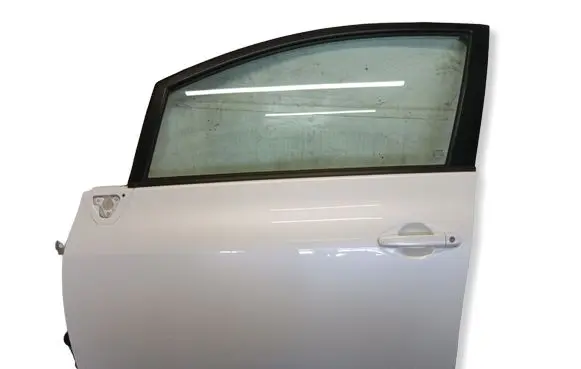 Toyota Auris 150 Front door 6700202260